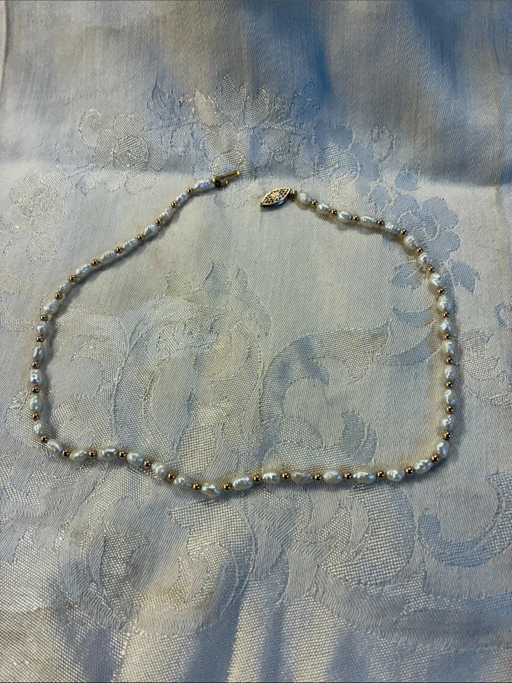 Seed Pearl Beaded choker Necklace vintage